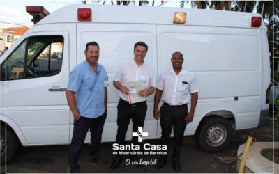 Santa Casa recebe doação de ambulância